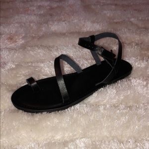 “Universal Thread”- Black Strap Sandals